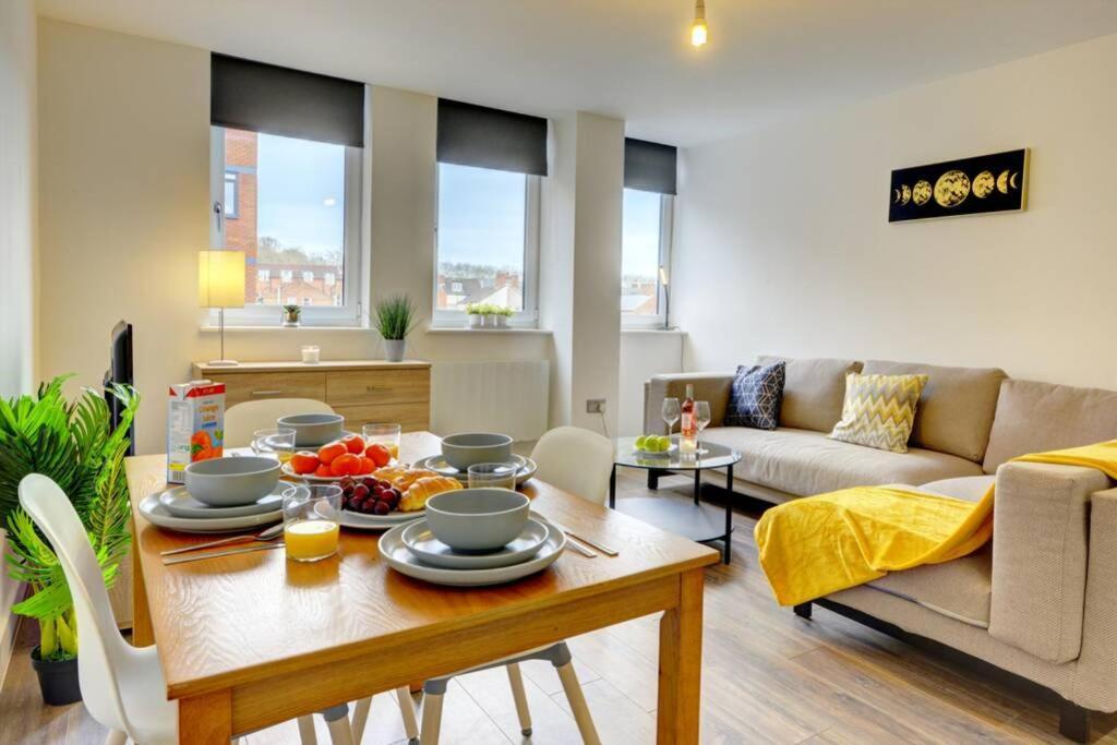 Modern & Stylish 2Br Apartment - Queens House Coventry Zewnętrze zdjęcie