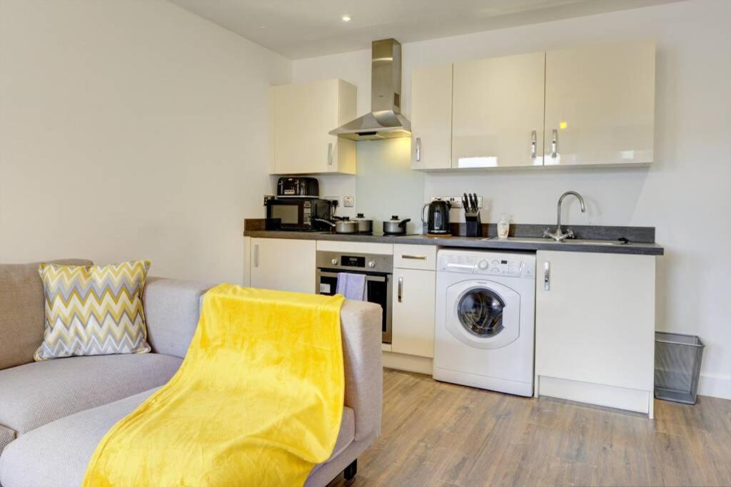 Modern & Stylish 2Br Apartment - Queens House Coventry Zewnętrze zdjęcie
