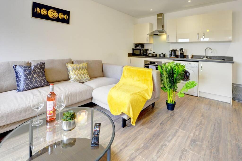 Modern & Stylish 2Br Apartment - Queens House Coventry Zewnętrze zdjęcie